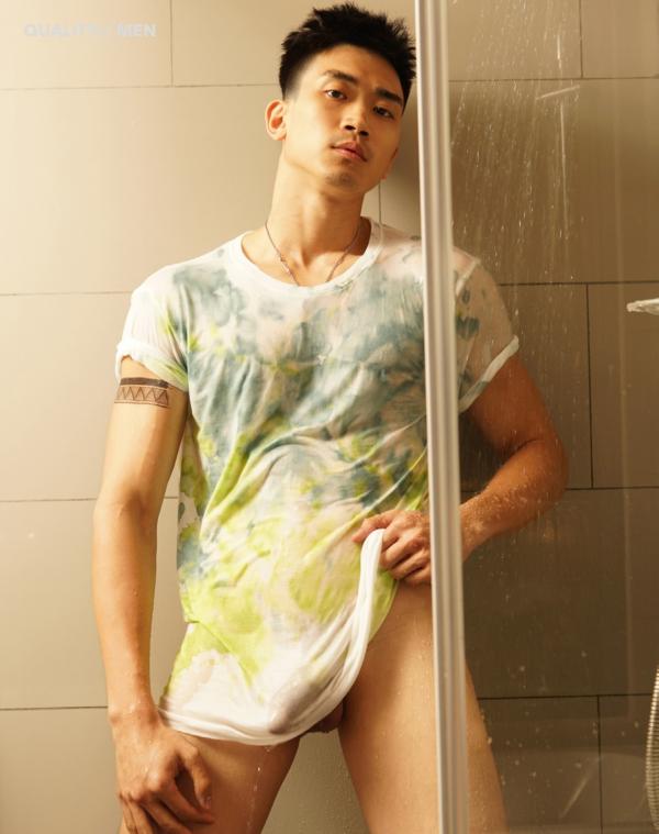 QM-3.2-暗黑-Kayson-4手聯彈噴發-Exclusive-Issue